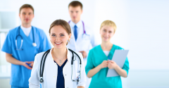 Specializimet afatgjata në fushën e Mjekësisë janë pjesë e ciklit të tretë të studimeve që ofrojnë njohuri për profesione të veçanta shëndetësore.